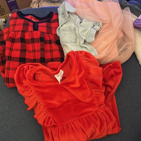 Toddler girls 24m - 2T clothing - 40 pieces - Picture 2 of 16